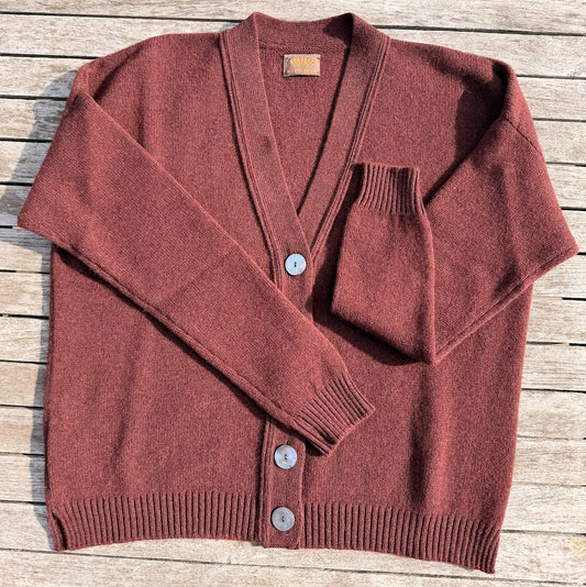 ELENA Geelong cardigan with V neck