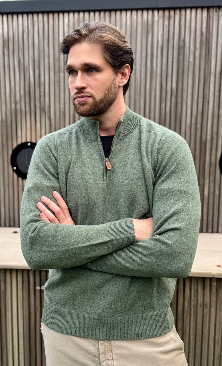 STAN 1/4 zip Turtle Neck Geelong Lambswool