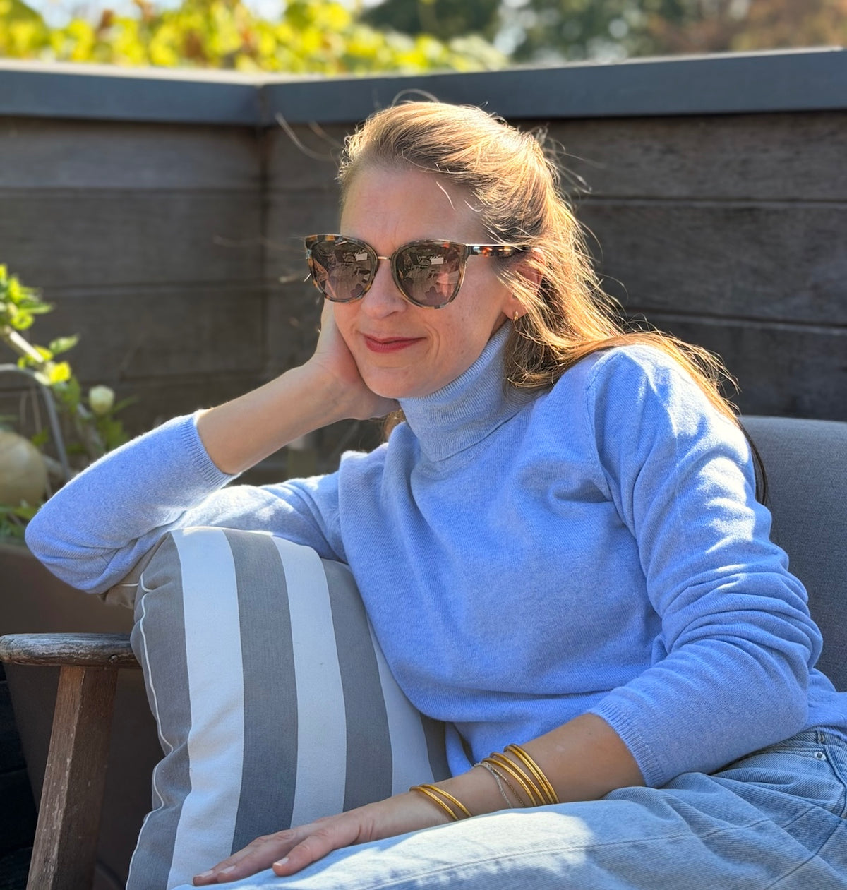 JULIE cashmere roll neck sweater