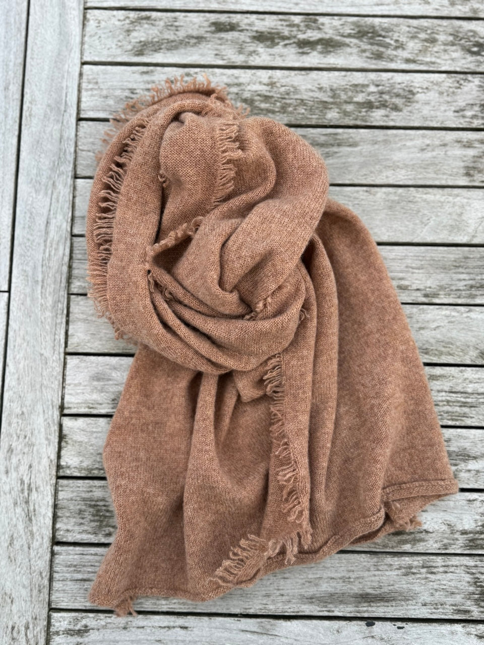 ISABELLE cashmere scarf